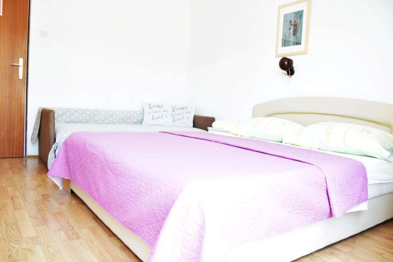 Guest House Tina Rab Town Exterior photo