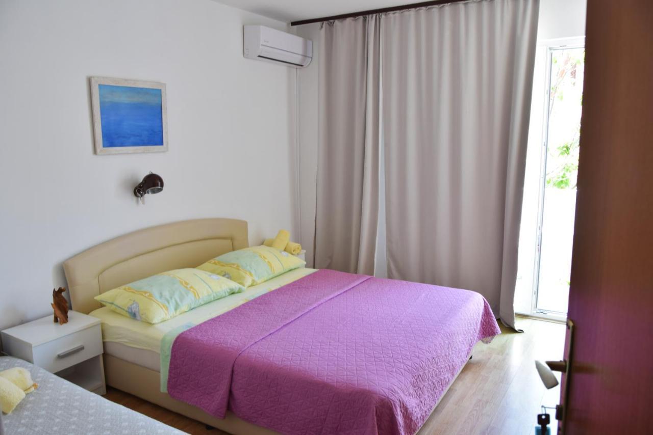 Guest House Tina Rab Town Exterior photo